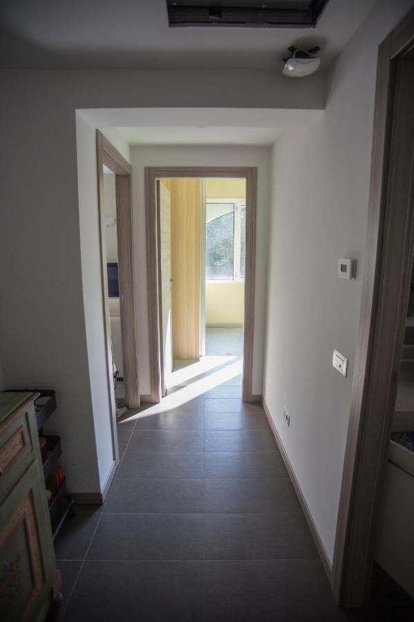 Casa Sophia Apartment San Felice del Benaco Ngoại thất bức ảnh
